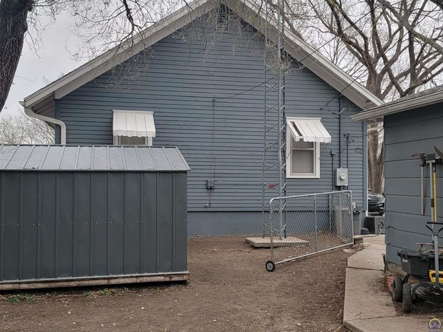 525 S Exchange ST, Emporia, KS 66801