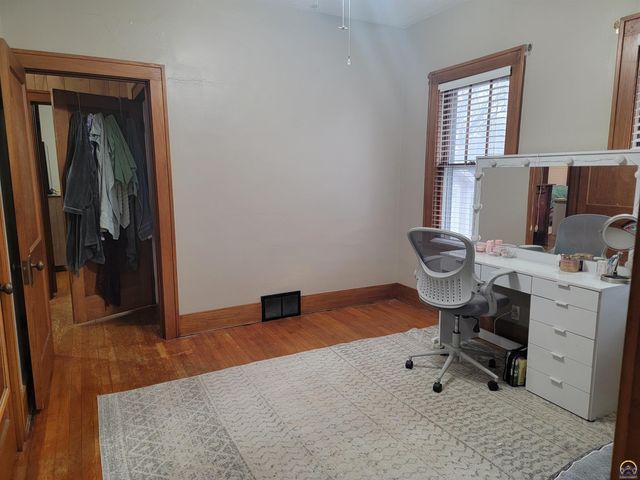 525 S Exchange ST, Emporia, KS 66801