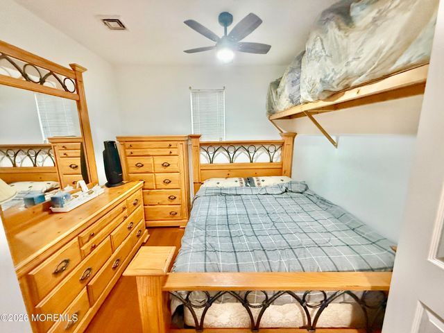 9 Starlight Road, Howell, NJ 07731