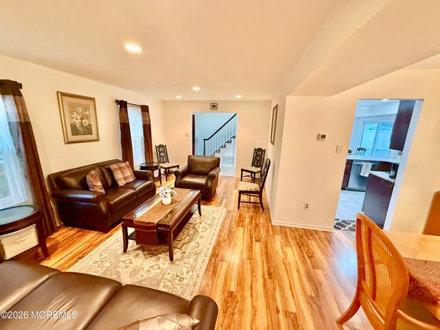 9 Starlight Road, Howell, NJ 07731