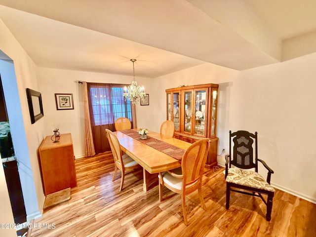 9 Starlight Road, Howell, NJ 07731