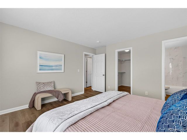 987 W Briarwood Ave, Littleton, CO 80120