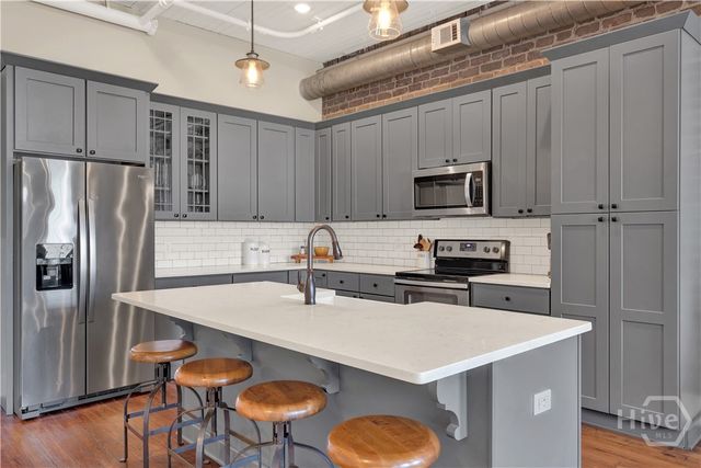 310 W Broughton Street 3016, Savannah, GA 31401