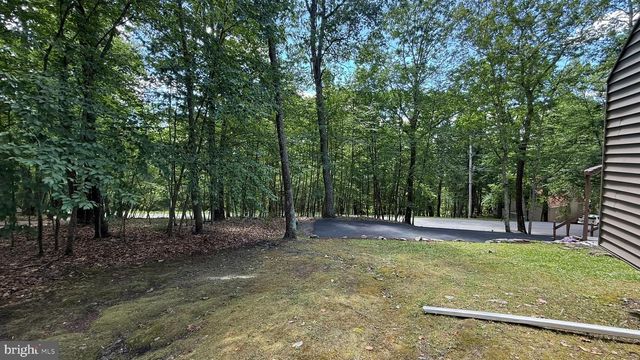 4271 WINCHESTER WAY, Bushkill, PA 18324