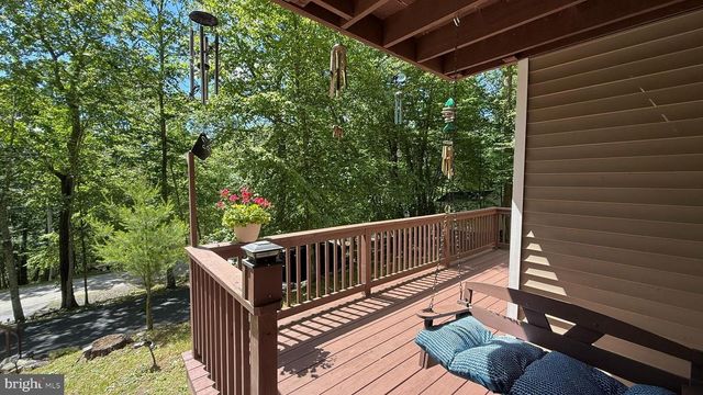 4271 WINCHESTER WAY, Bushkill, PA 18324