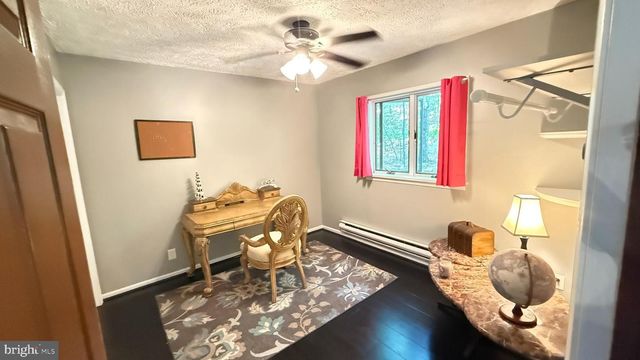 4271 WINCHESTER WAY, Bushkill, PA 18324