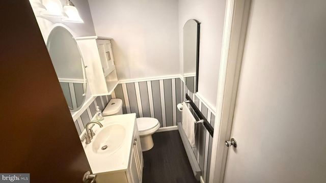 4271 WINCHESTER WAY, Bushkill, PA 18324