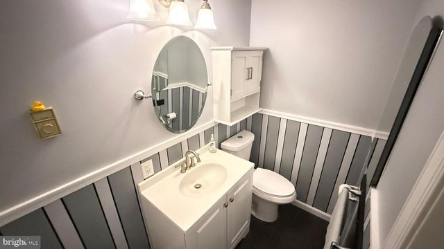 4271 WINCHESTER WAY, Bushkill, PA 18324