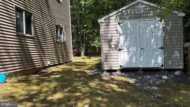 4271 WINCHESTER WAY, Bushkill, PA 18324