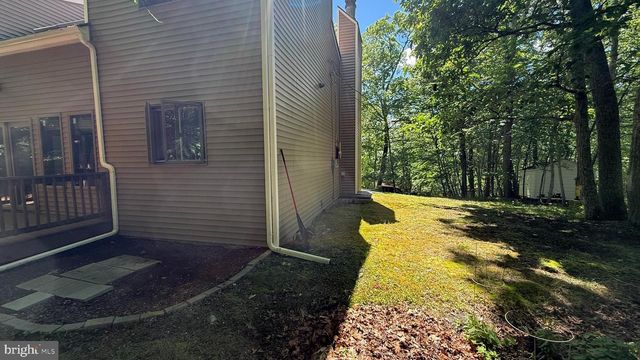 4271 WINCHESTER WAY, Bushkill, PA 18324