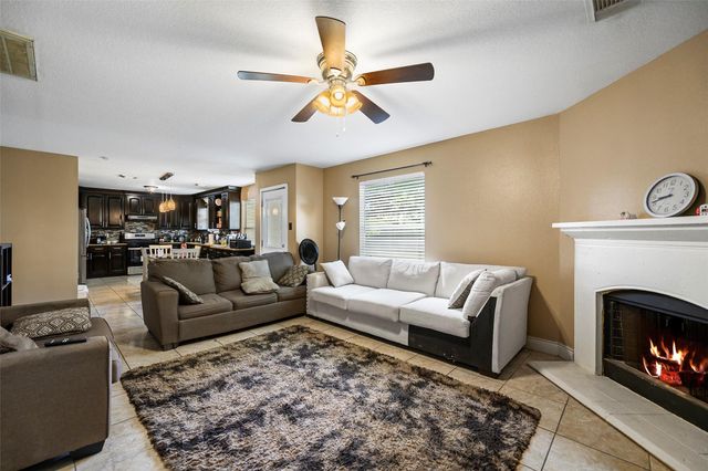 9214 Carmalee Street, Houston, TX 77075