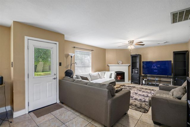 9214 Carmalee Street, Houston, TX 77075