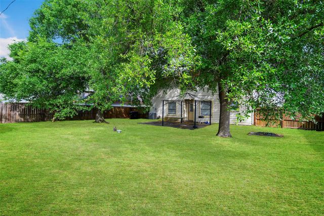 9214 Carmalee Street, Houston, TX 77075