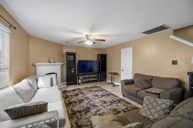 9214 Carmalee Street, Houston, TX 77075