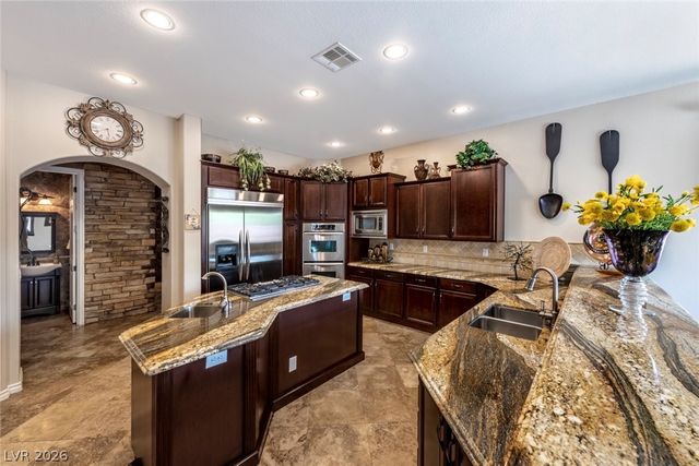 7561 Prancing Pony Court, Las Vegas, NV 89131