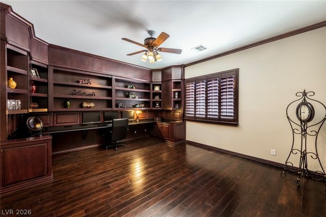 7561 Prancing Pony Court, Las Vegas, NV 89131