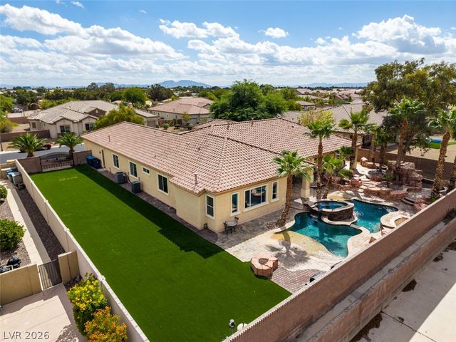 7561 Prancing Pony Court, Las Vegas, NV 89131