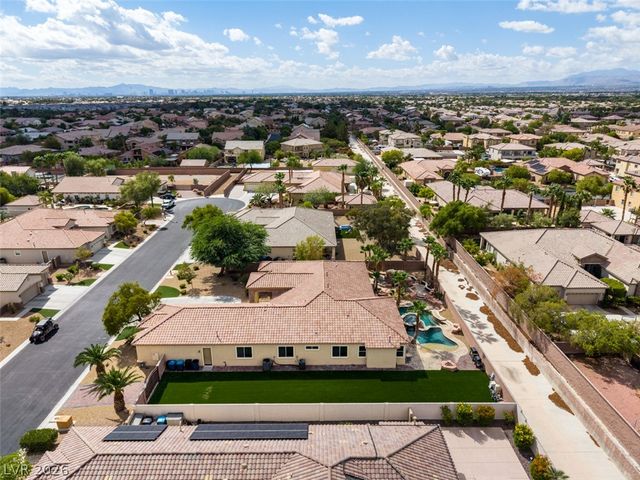 7561 Prancing Pony Court, Las Vegas, NV 89131
