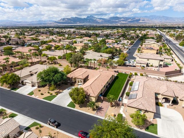 7561 Prancing Pony Court, Las Vegas, NV 89131