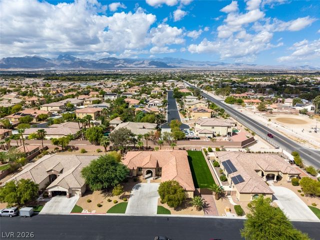 7561 Prancing Pony Court, Las Vegas, NV 89131