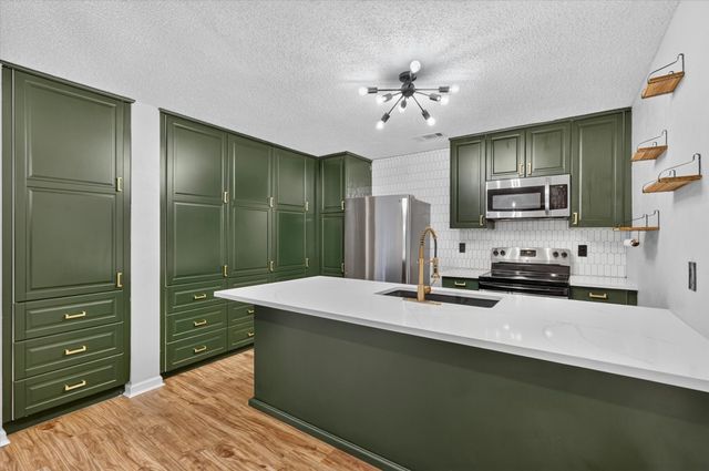 2952 Canis Circle, Garland, TX 75044