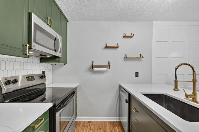 2952 Canis Circle, Garland, TX 75044