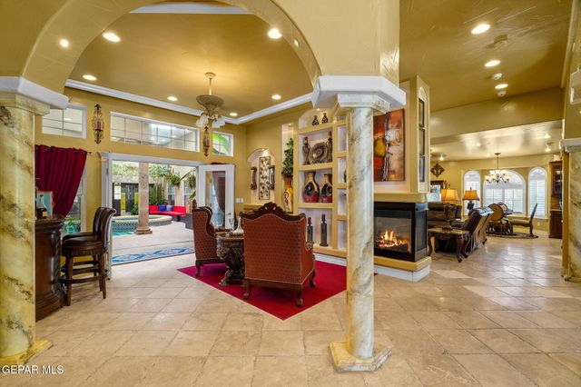 605 MEADOW WILLOW Drive, El Paso, TX 79922