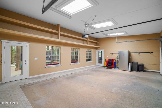 605 MEADOW WILLOW Drive, El Paso, TX 79922