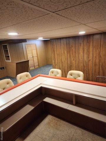 32262 Glen Street, Westland, MI 48186