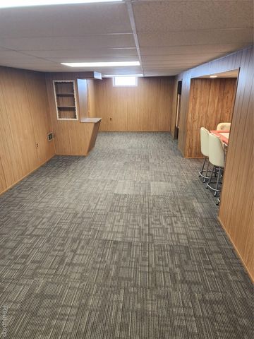 32262 Glen Street, Westland, MI 48186