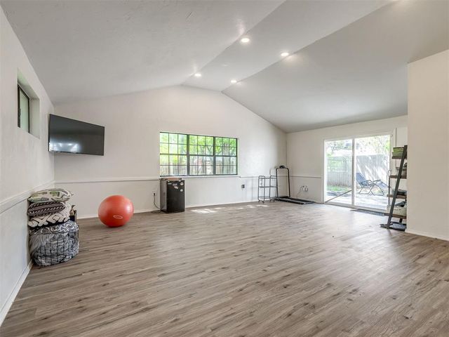 2424 NW 18th Street, Oklahoma City, OK 73107