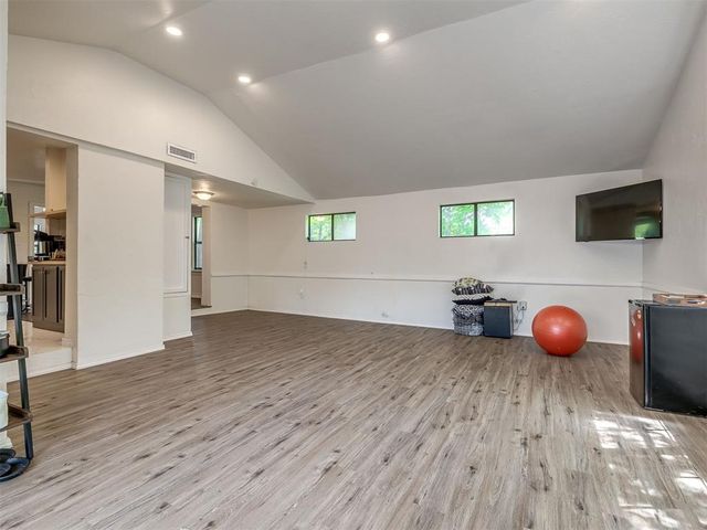 2424 NW 18th Street, Oklahoma City, OK 73107