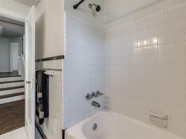 2424 NW 18th Street, Oklahoma City, OK 73107