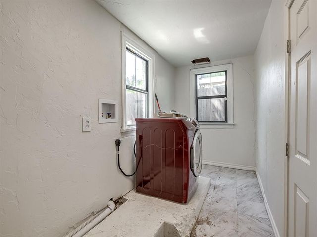 2424 NW 18th Street, Oklahoma City, OK 73107