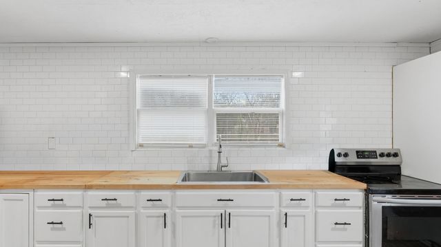 413 Crest Drive SW, Cleveland, TN 37311