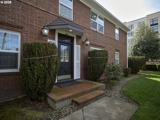 1205 C St B, Vancouver, WA 98660