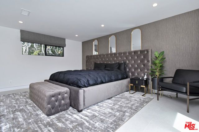 3196 Dona Mema Place, Los Angeles, CA 91604