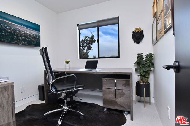 3196 Dona Mema Place, Los Angeles, CA 91604