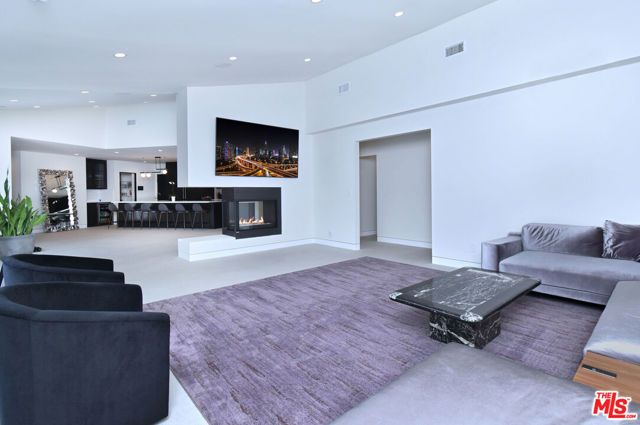 3196 Dona Mema Place, Los Angeles, CA 91604
