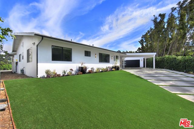 3196 Dona Mema Place, Los Angeles, CA 91604