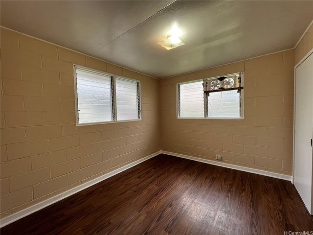 718 Hoawa Street A, Honolulu, HI 96826
