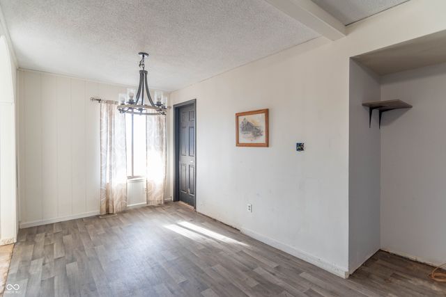 8457 E US 40, Fillmore, IN 46128