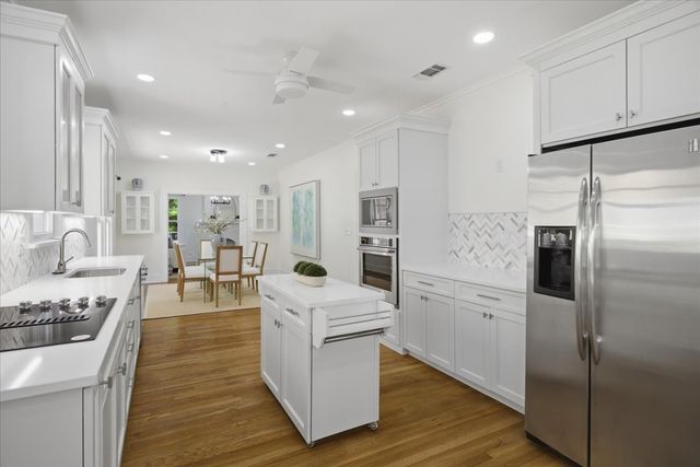 2528 Waits Avenue, Fort Worth, TX 76109