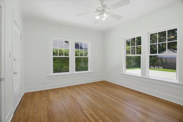 2528 Waits Avenue, Fort Worth, TX 76109