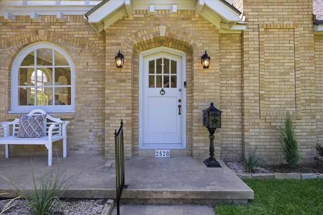 2528 Waits Avenue, Fort Worth, TX 76109