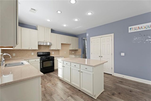 4178 Pebble Pointe Lane, Lilburn, GA 30047