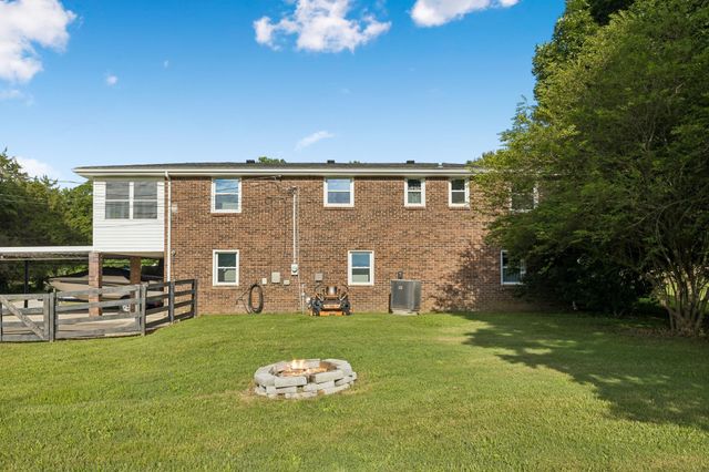 1326 Shahan Rd, Ashland City, TN 37015
