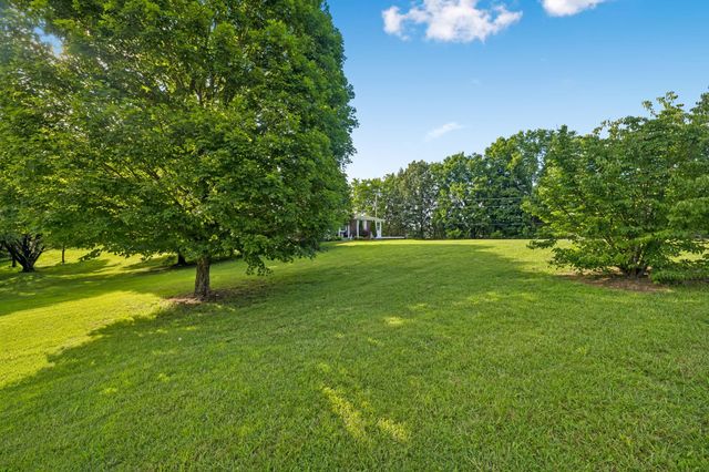 1326 Shahan Rd, Ashland City, TN 37015
