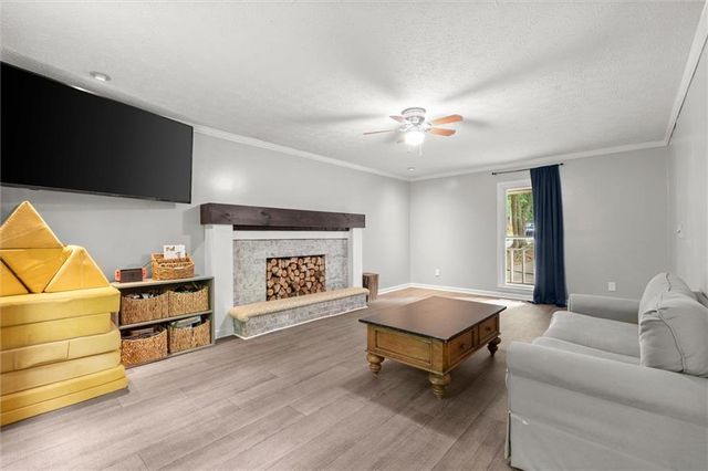 2688 Raven Trail NE, Marietta, GA 30066