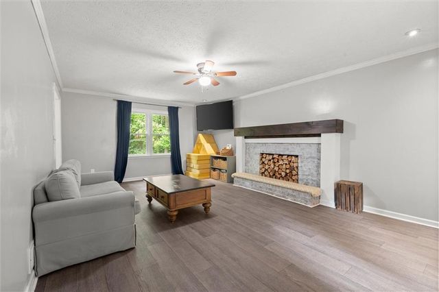 2688 Raven Trail NE, Marietta, GA 30066